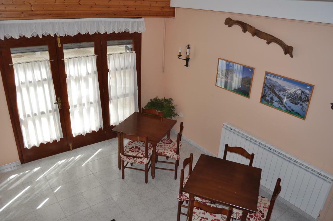 Гостьовий будинок Casa Nando Астеррі-д'Анеу Екстер'єр фото